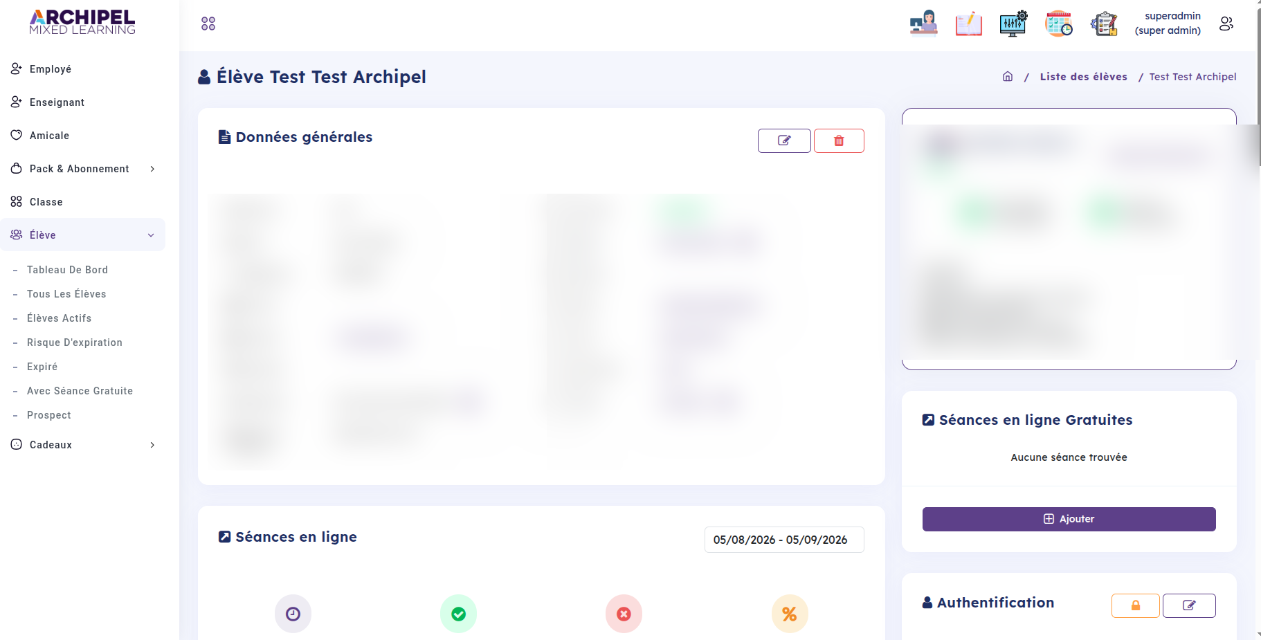 Fiche administrateur d'un élève sur Archipel Mixed Learning, données floutées pour confidentialité